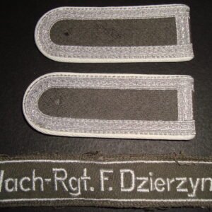 NVA Elite Regiment Sergeant (Feldwebel) shoulder straps and cuff title